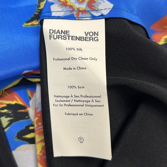 DVF silk top cobalt blue Size M NWT - Picture 7 of 9